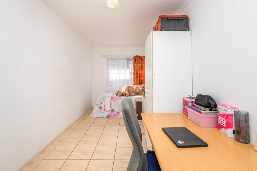 15 Bedroom Property for Sale in Summerstrand Eastern Cape